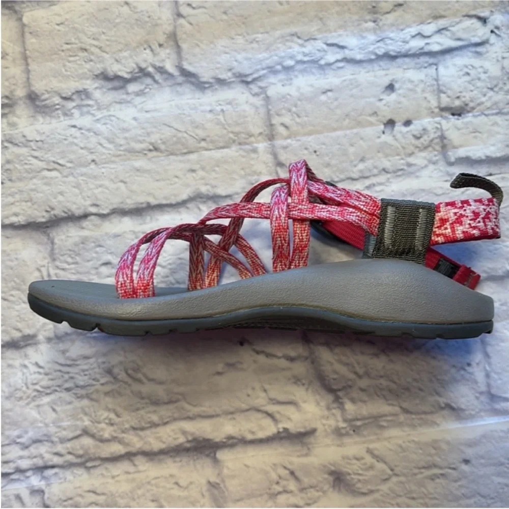 Chaco Girls ZX/1 Ecotread Sport Sandals Pink and Gray Like New Kids Size 3
